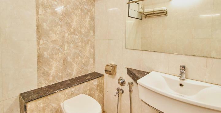 Treebo Trend Hotel Parker Ahmedabad Exterior foto